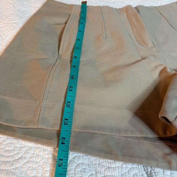 lululemon athletica High Waist Cream Shorts - Picture 9 of 11